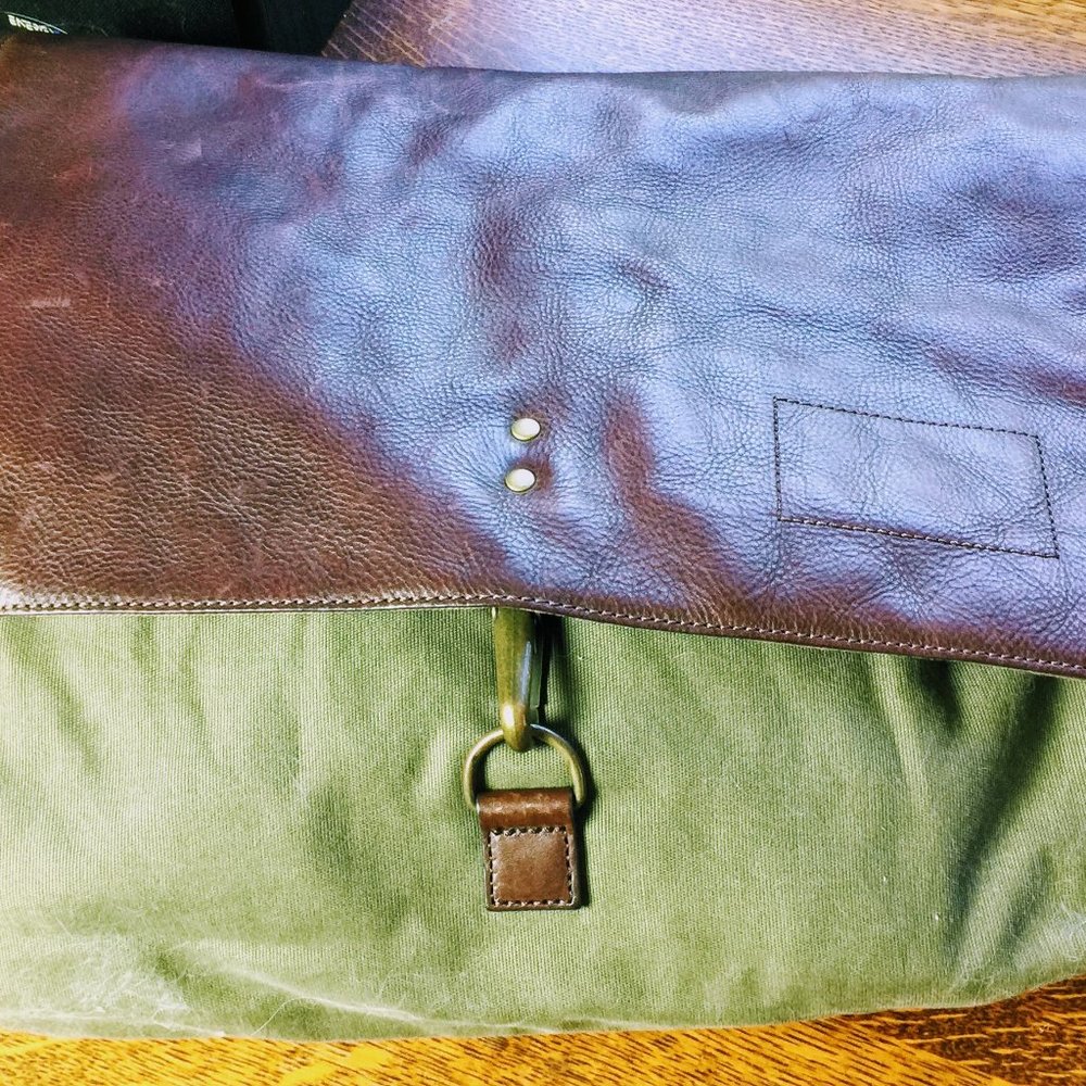Banana Republic canvas and leather man bag